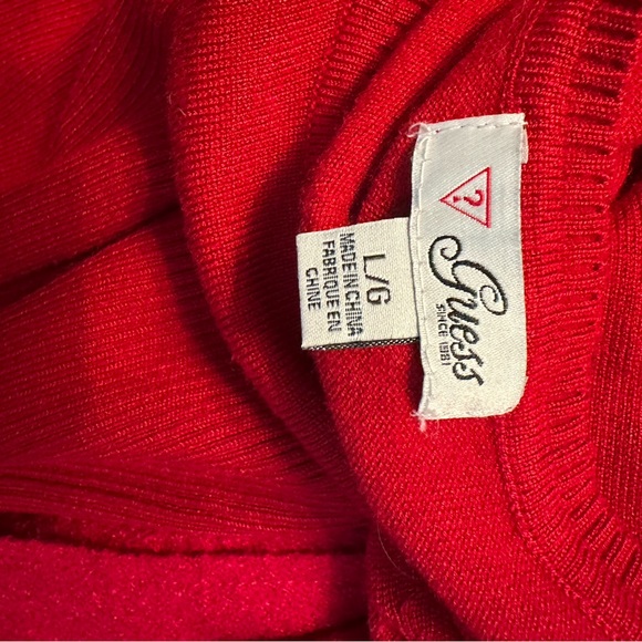 Women’s Guess shirt - Picture 3 of 3